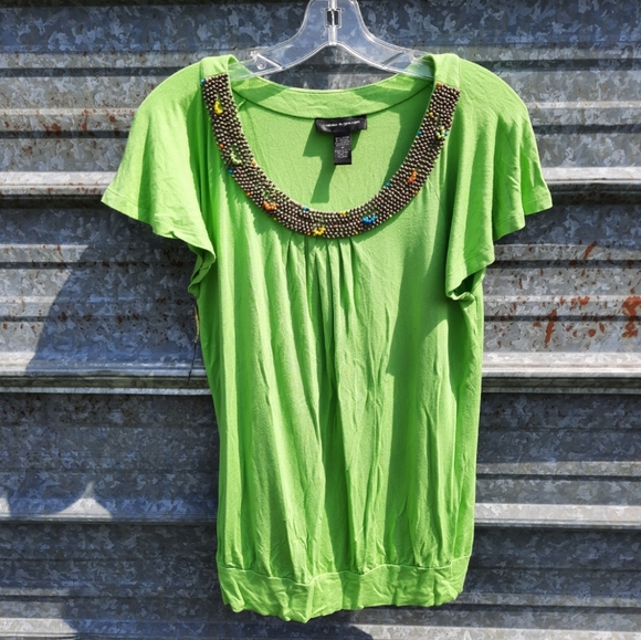 Beaded Necklace Cable & Gauge Shirt - Picture 9 of 9